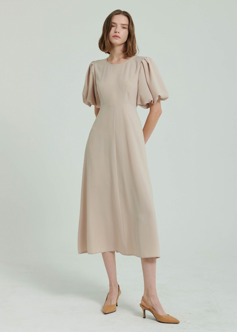 퍼프 숏 슬리브 드레스Puff Sleeve Dress - Light Beige